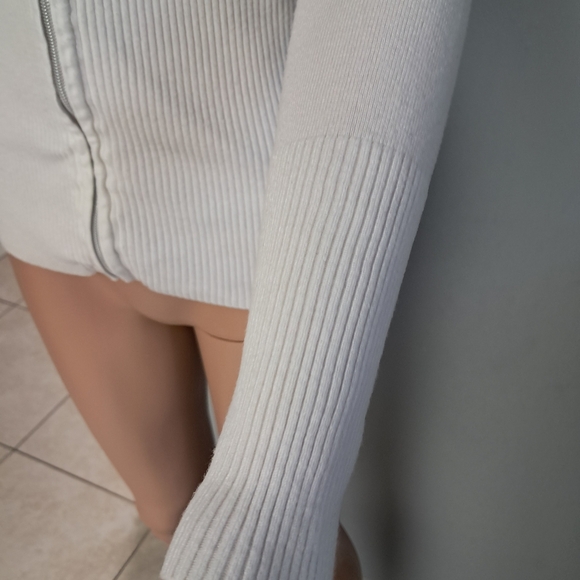 Guess White Zip-Up Sweater - Picture 6 of 10